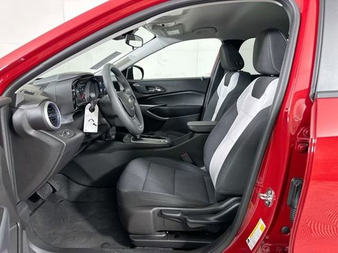 New 2026 Chevrolet Trax LS FWD image 19
