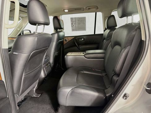 Used 2024 Nissan Armada SL w/ Captain's Chairs Package RWD image 39
