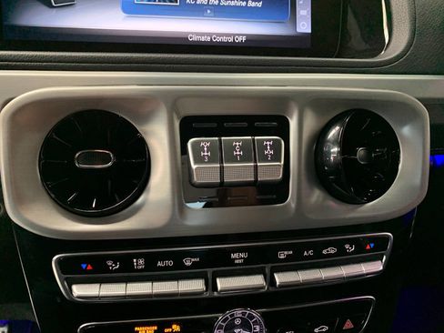Used 2019 Mercedes-Benz G 550 w/ AMG Line image 16