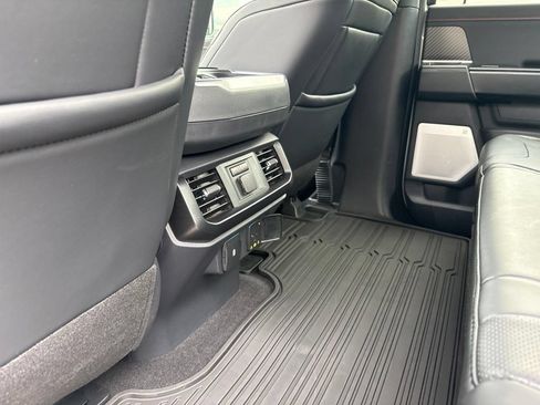 Used 2025 Ford F150 Raptor AWD/4WD image 28