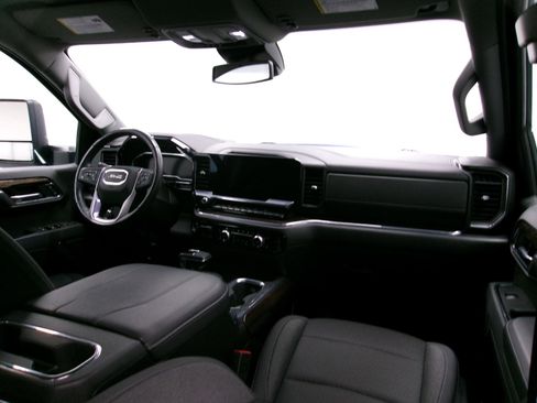 Certified 2023 GMC Sierra 1500 Elevation image 3