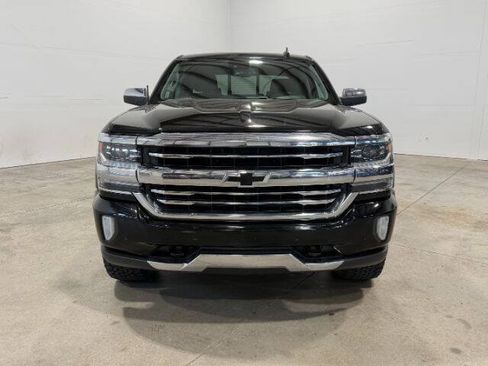 Used 2017 Chevrolet Silverado 1500 High Country AWD/4WD image 3