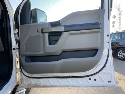 Used 2020 Ford F150 XLT w/ XTR Package AWD/4WD image 25