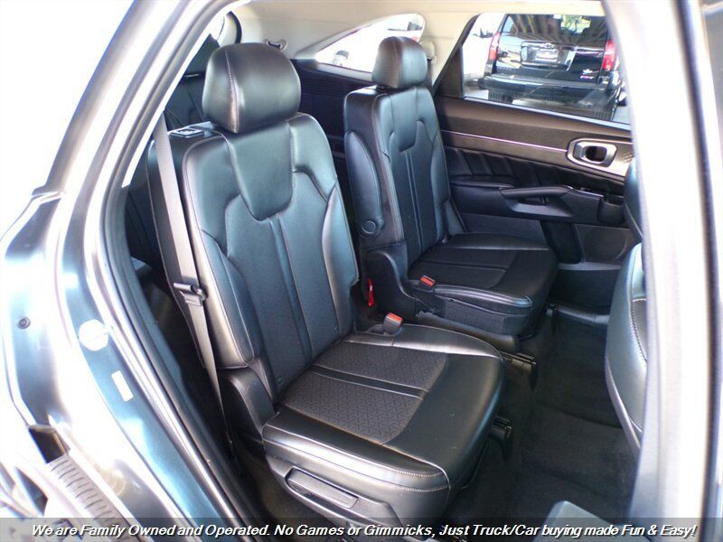 Used 2021 Kia Sorento SX FWD image 26