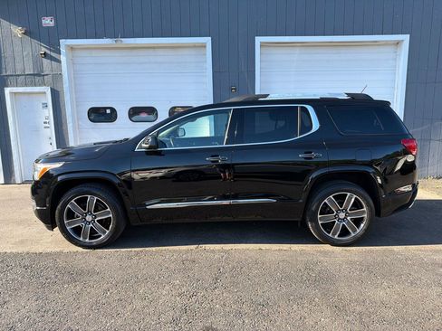 Used 2019 GMC Acadia Denali w/ Technology Package AWD/4WD image 7