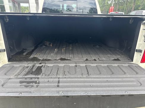 Used 2024 RAM 2500 Laramie AWD/4WD image 32
