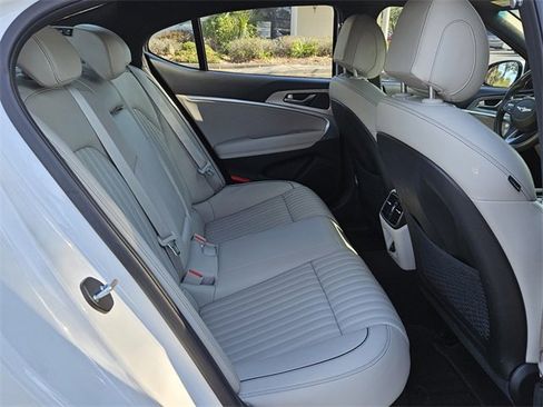 Used 2023 Genesis G70 3.3T image 14