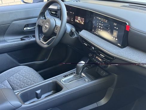 New 2026 Nissan Kicks SV w/ Cold Weather Package AWD/4WD image 9