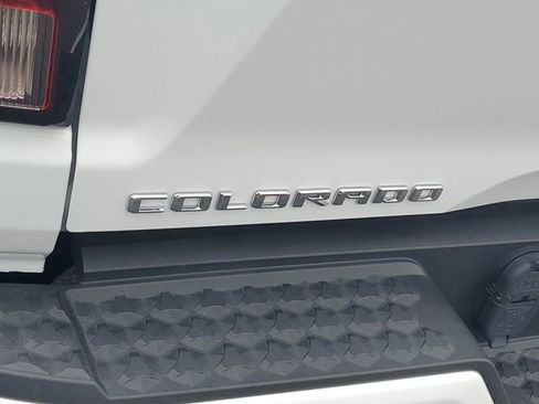 Used 2024 Chevrolet Colorado LT w/ LT Convenience Package II RWD image 26