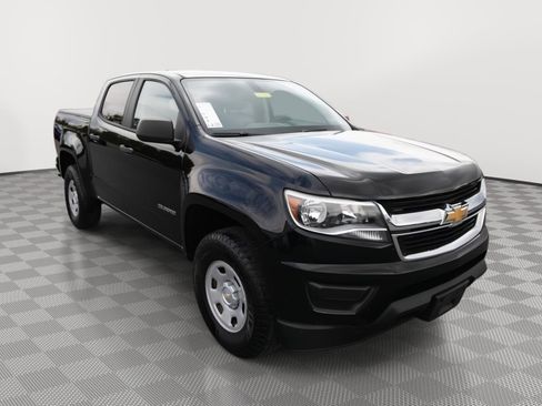 Used 2018 Chevrolet Colorado W/T w/ WT Convenience Package AWD/4WD image 3