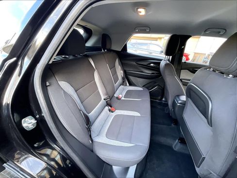 Used 2025 Chevrolet TrailBlazer LT image 16