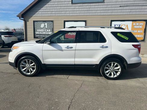 Used 2014 Ford Explorer XLT w/ Equipment Group 202A image 8