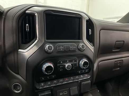 Used 2021 GMC Sierra 2500 Denali w/ Denali Black Diamond Edition image 46
