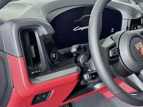 New 2026 Porsche Cayenne S AWD/4WD image 11