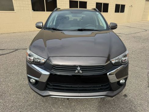 Used 2017 Mitsubishi Outlander Sport GT image 2