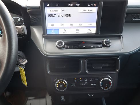 Used 2023 Ford Maverick XL image 14