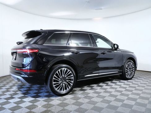 Certified 2022 Lincoln Corsair AWD w/ Premium Package image 8