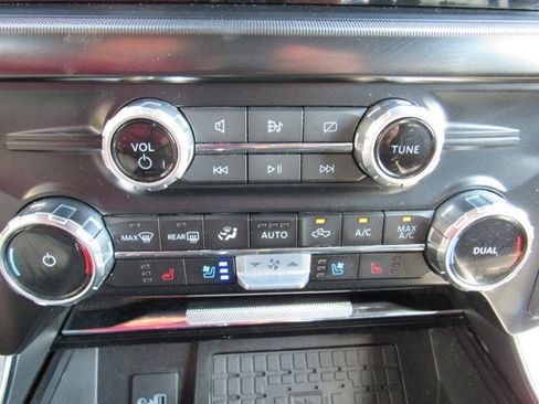 Used 2023 Ford F150 Platinum w/ Equipment Group 701A High AWD/4WD image 20