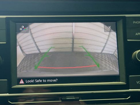 Used 2021 Volkswagen Jetta S image 16