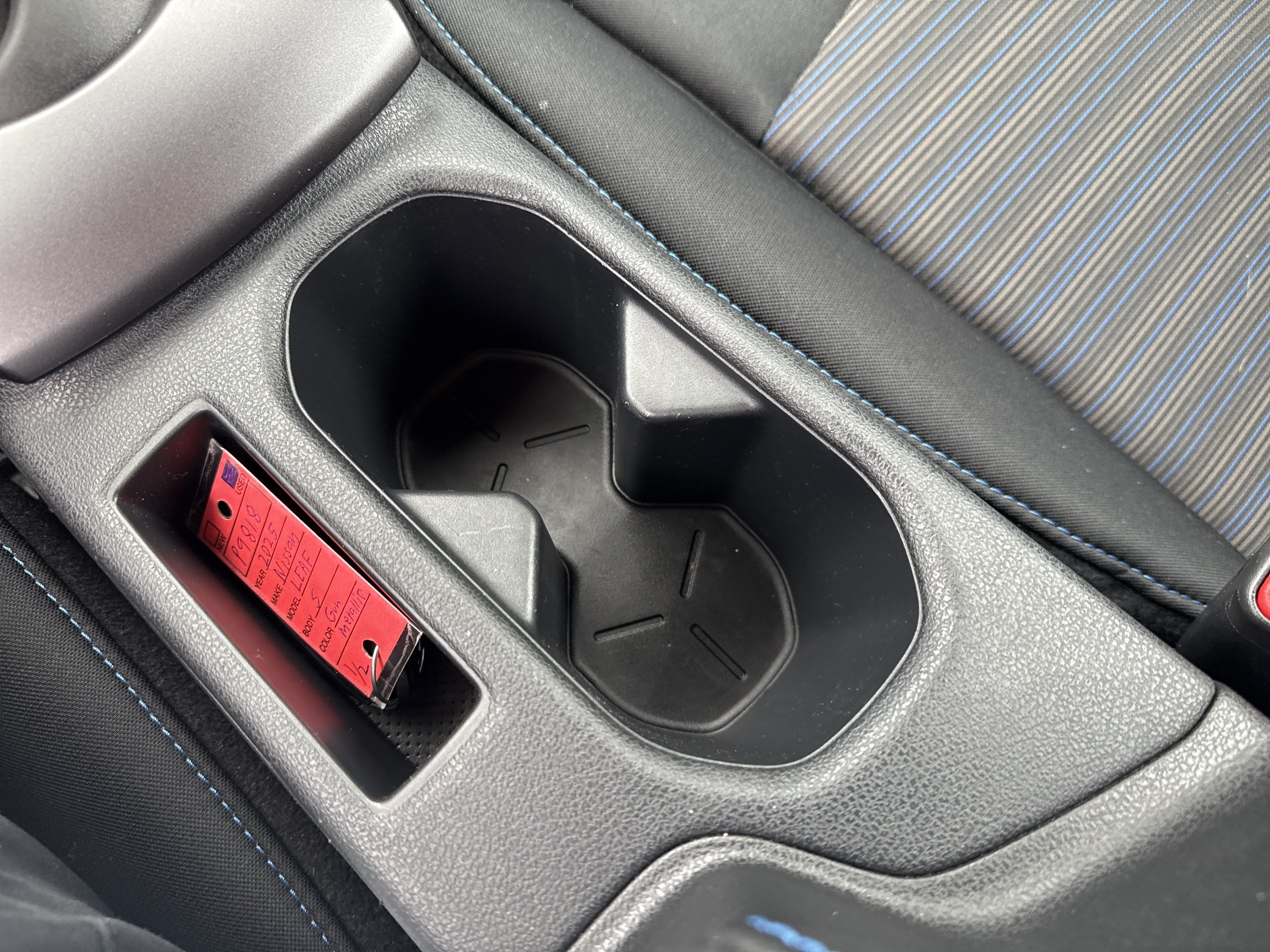 Certified 2025 Nissan Leaf S FWD image 20