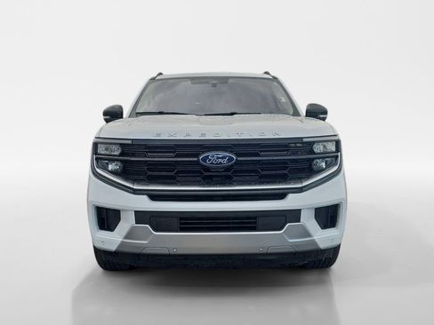 Used 2025 Ford Expedition Max Platinum image 9