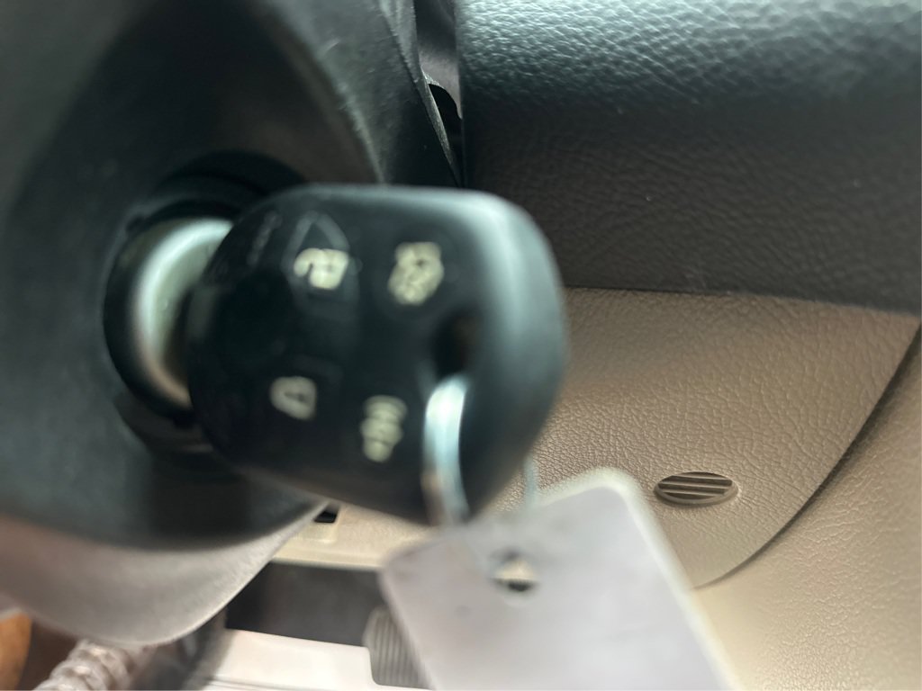 Used 2012 Ford Focus SE FWD image 32