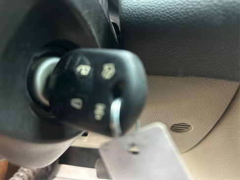Used 2012 Ford Focus SE FWD image 32
