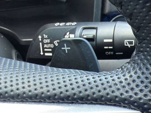 Used 2023 Mitsubishi Outlander SE FWD image 29