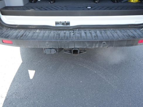 Used 2019 Ford Transit 350 XLT image 23