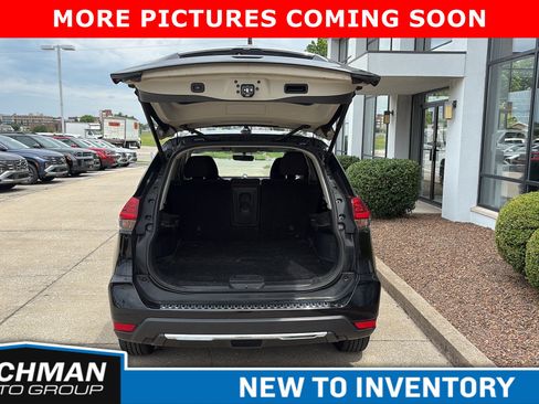 Used 2018 Nissan Rogue SV FWD image 11