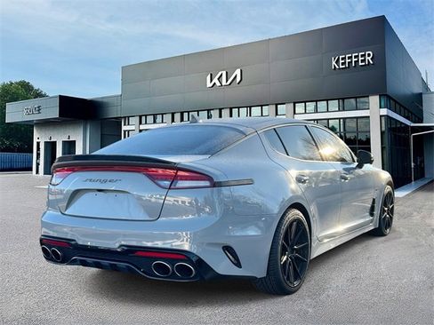 Certified 2023 Kia Stinger GT2 image 8