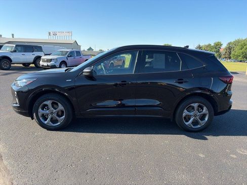 Used 2024 Ford Escape ST-Line w/ Tech Pack #1 AWD/4WD image 2