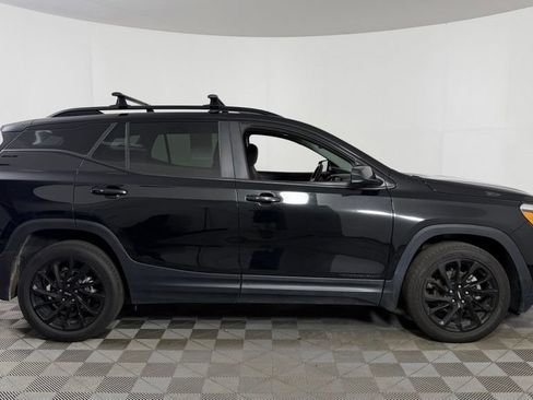 Used 2023 GMC Terrain SLE w/ Driver Convenience Package FWD image 10