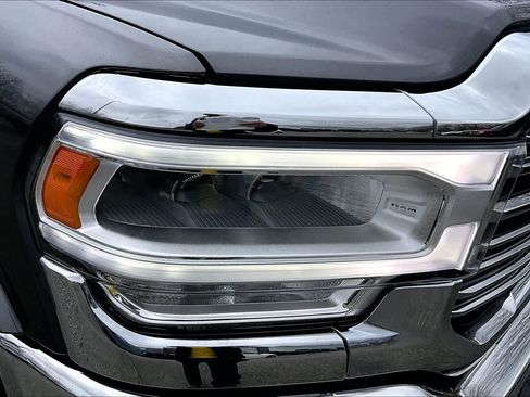 Used 2022 RAM 2500 Laramie AWD/4WD image 25