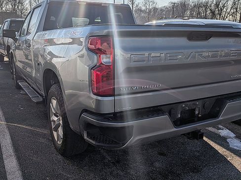 Certified 2023 Chevrolet Silverado 1500 Custom image 3