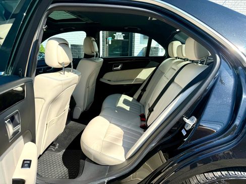 Used 2014 Mercedes-Benz E 250 BlueTEC Sedan image 15