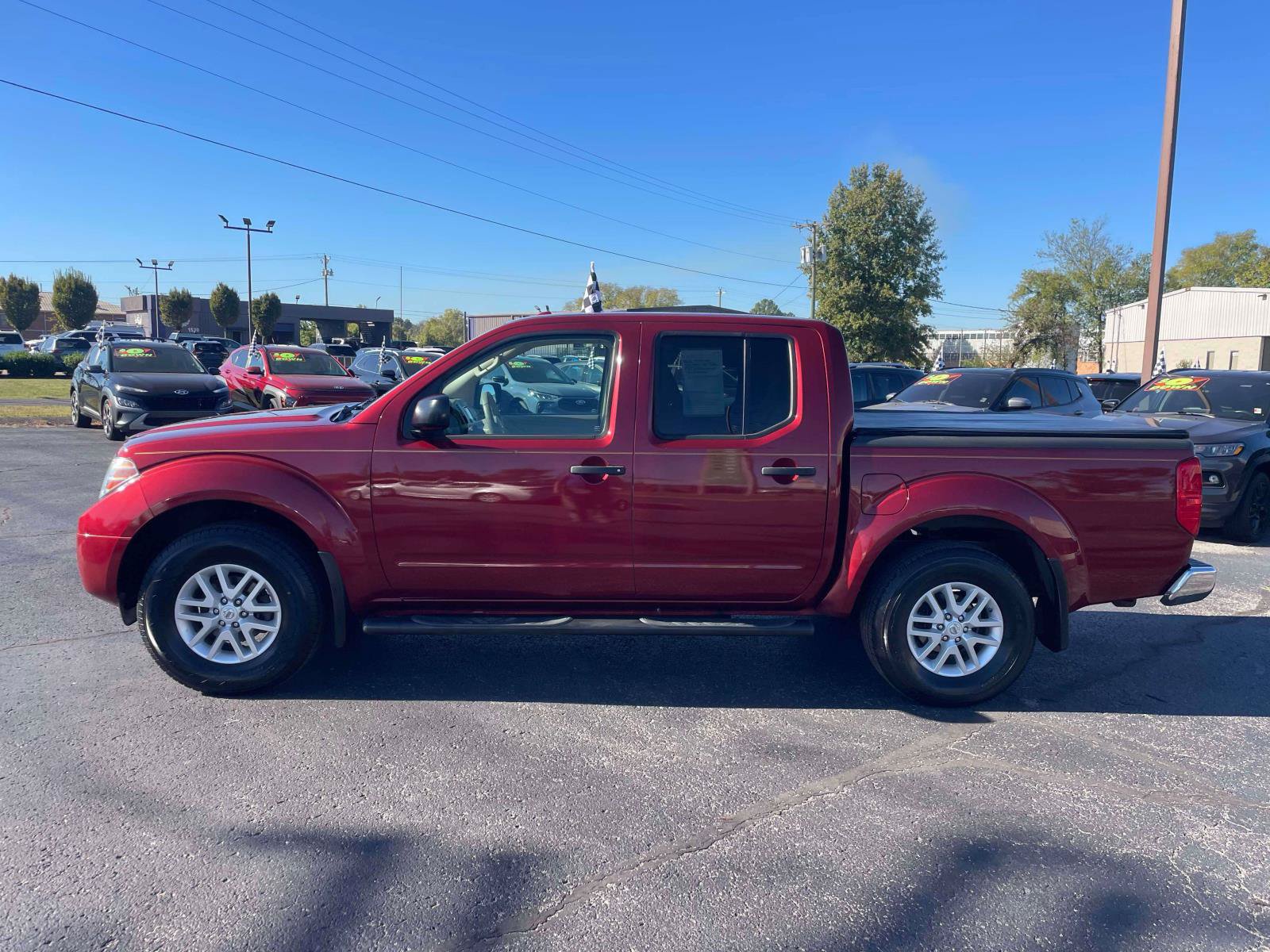 Used 2017 Nissan Frontier SV AWD/4WD image 4