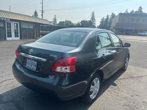 Used 2012 Toyota Yaris Sedan FWD image 5