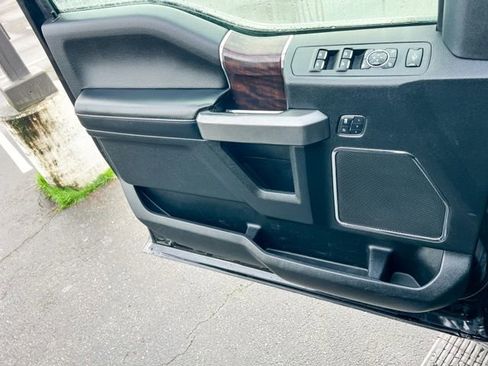 Used 2017 Ford F350 Platinum w/ Platinum Ultimate Package image 14