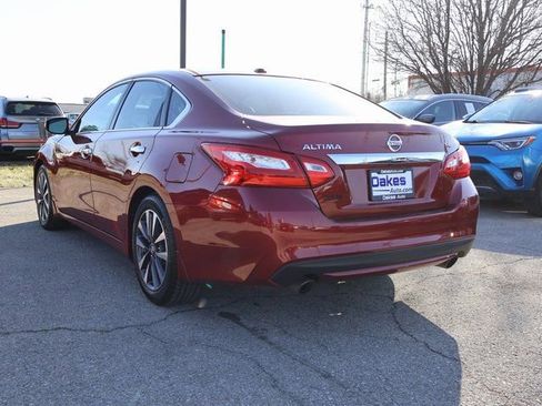 Used 2016 Nissan Altima 2.5 SL w/ 2.5 Technology w/LED Package image 7