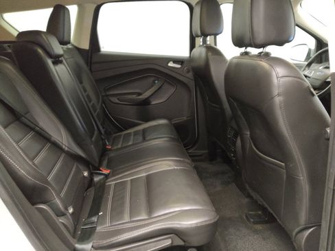 Used 2017 Ford Escape Titanium image 19