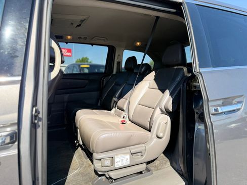 Used 2013 Honda Odyssey Touring Elite image 34