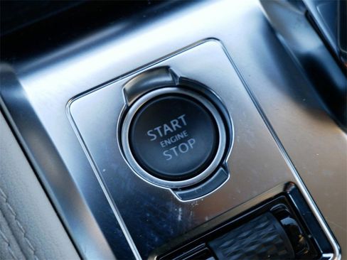 Used 2022 Jaguar F-PACE S image 26