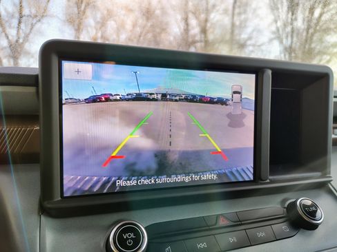 Used 2024 Ford Maverick Lariat image 5