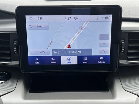 Used 2022 Ford Explorer XLT w/ Equipment Group 202A image 26