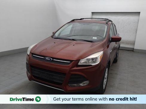 Used 2016 Ford Escape SE w/ Equipment Group 201A image 1