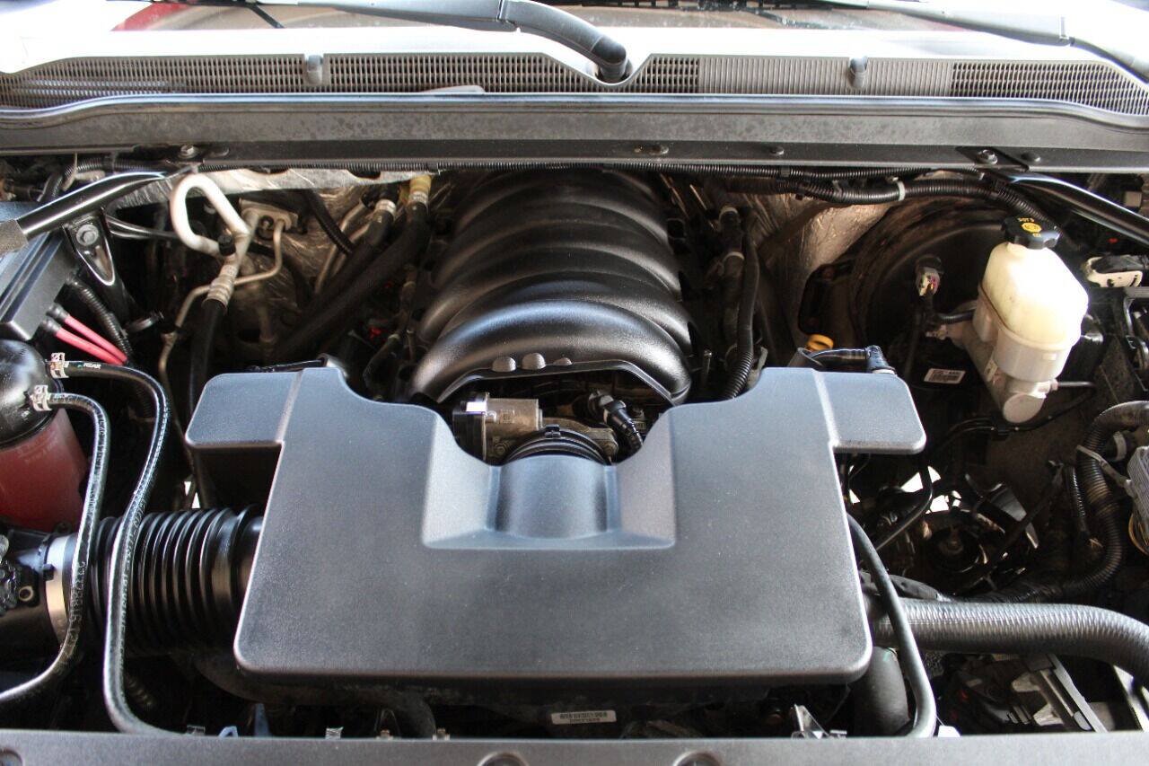Used 2016 GMC Yukon XL Denali w/ Open Road Package AWD/4WD image 8