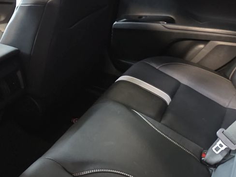 Used 2025 Toyota Camry SE w/ Convenience Package FWD image 5