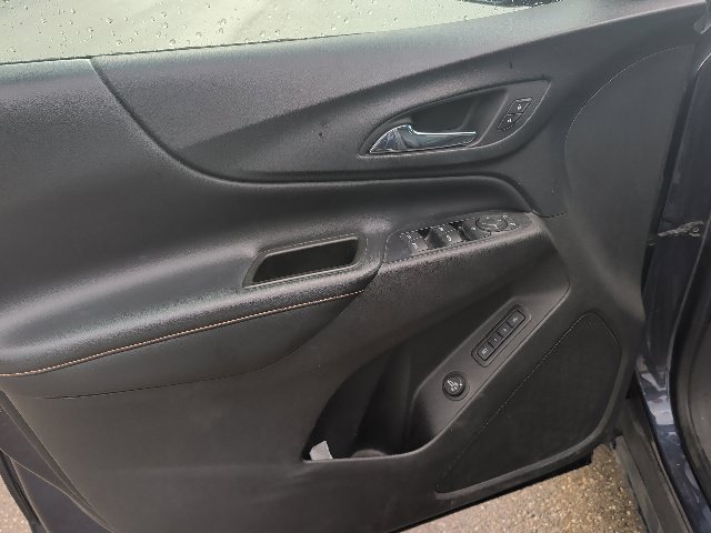 Used 2018 Chevrolet Equinox Premier FWD image 15