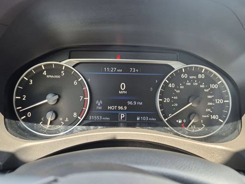 Used 2025 Nissan Altima 2.5 SV FWD image 16